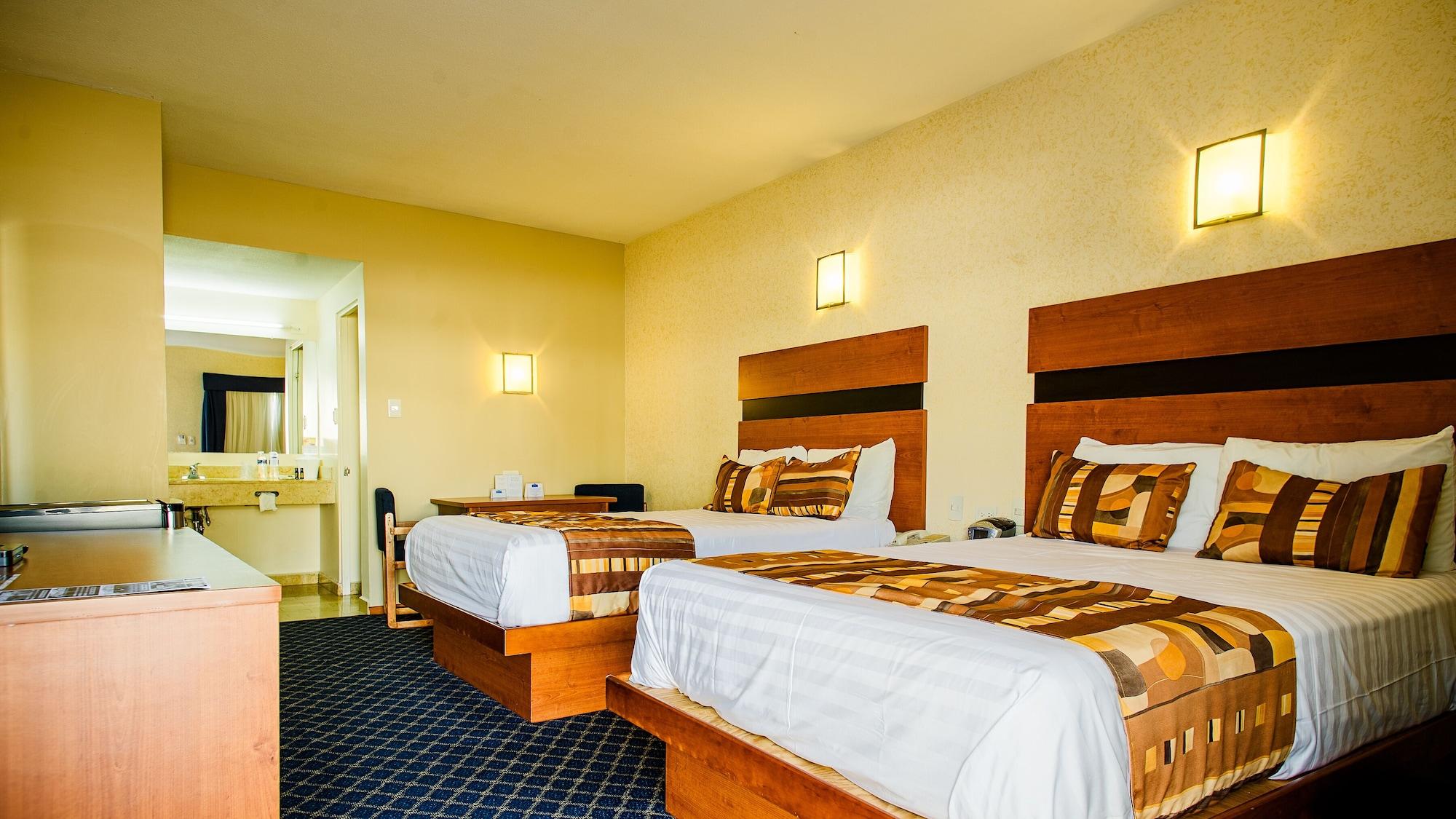 American Inn Hotel & Suites Parral ภายนอก รูปภาพ