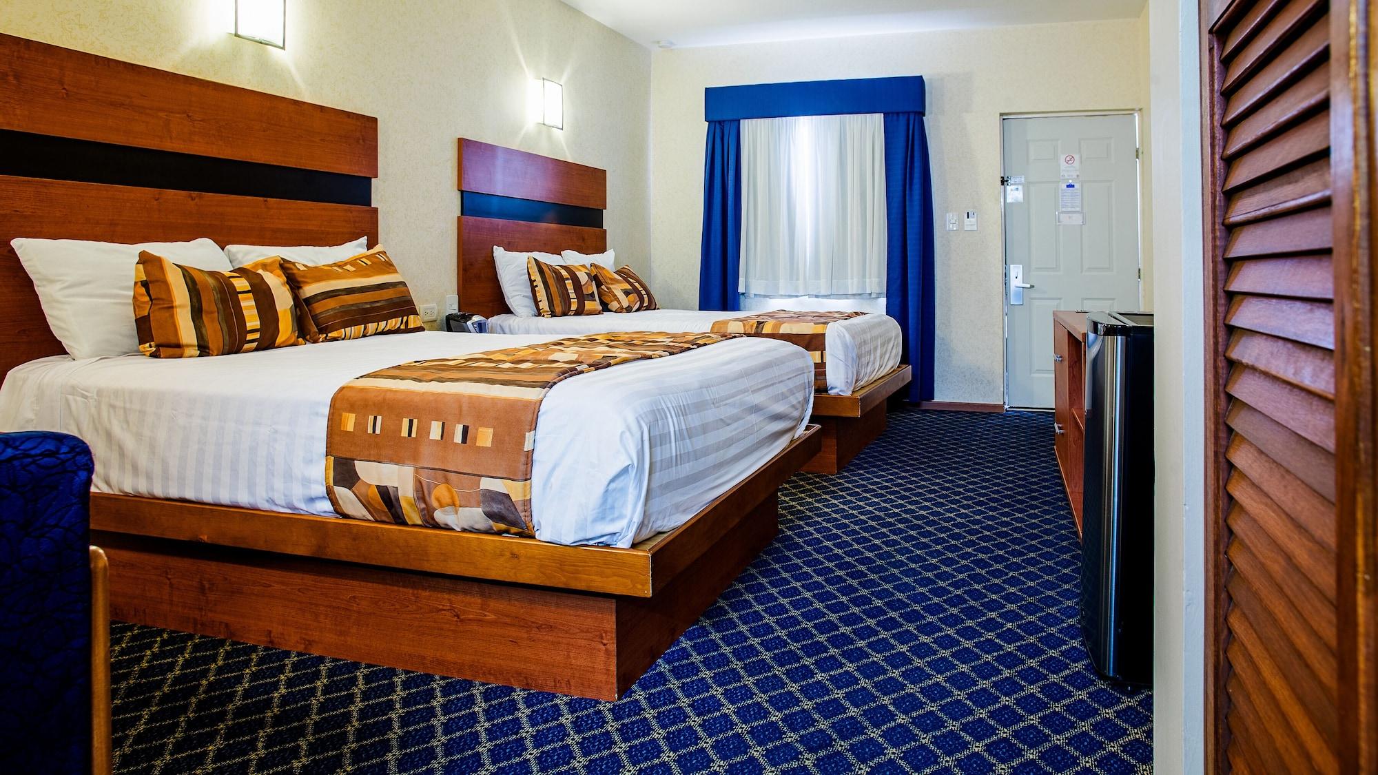 American Inn Hotel & Suites Parral ภายนอก รูปภาพ
