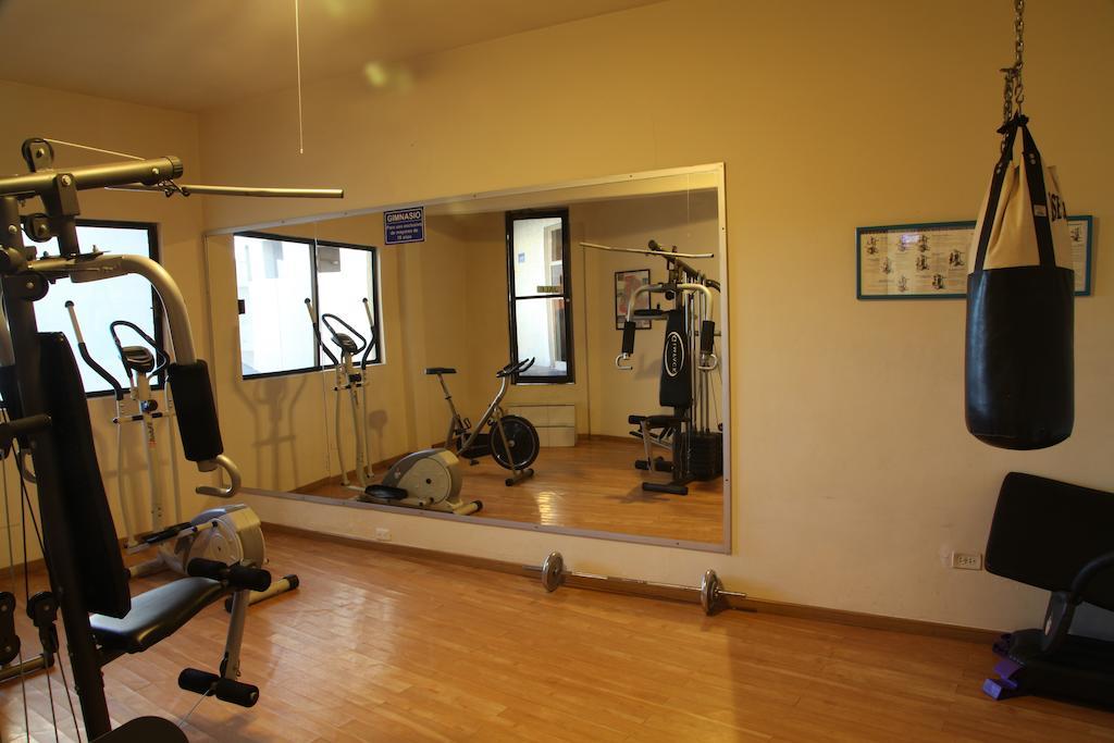 American Inn Hotel & Suites Parral ภายนอก รูปภาพ
